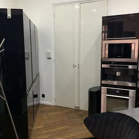 Incredible Olympic Nest Apartment *