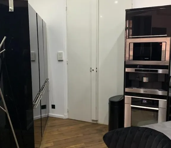 Incredible Olympic Nest Apartment *